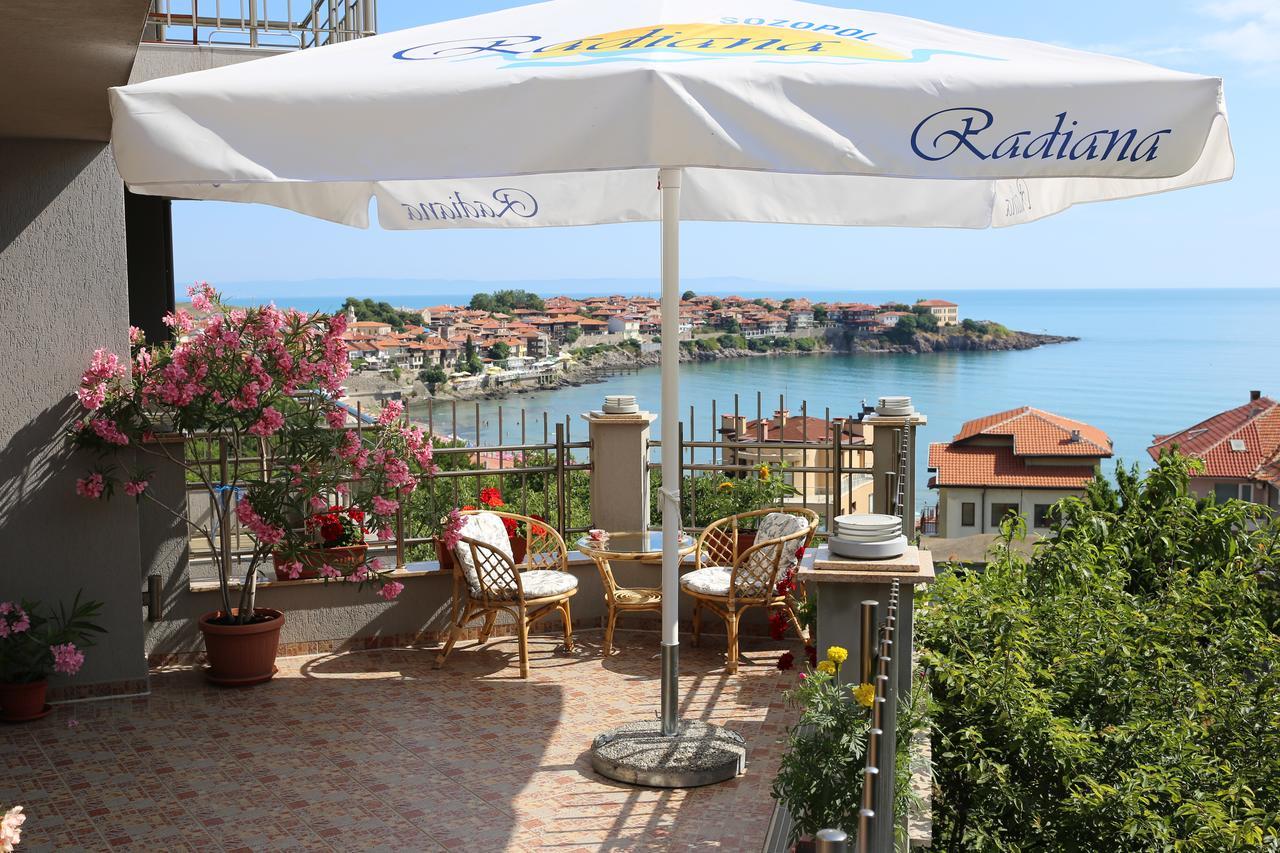 Family Hotel Radiana Szozopol Kültér fotó